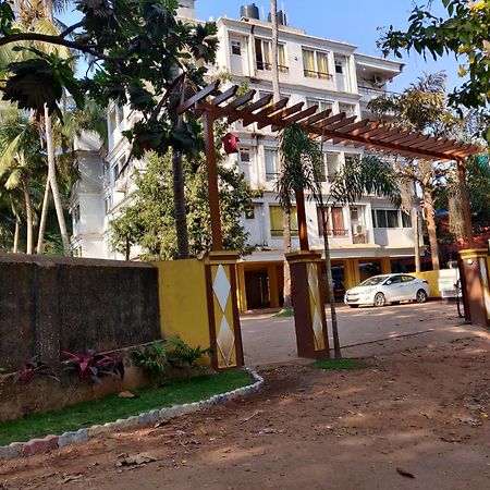Luxury 2Bhk Apartment Near Calangute Baga Beach With Pool Екстериор снимка
